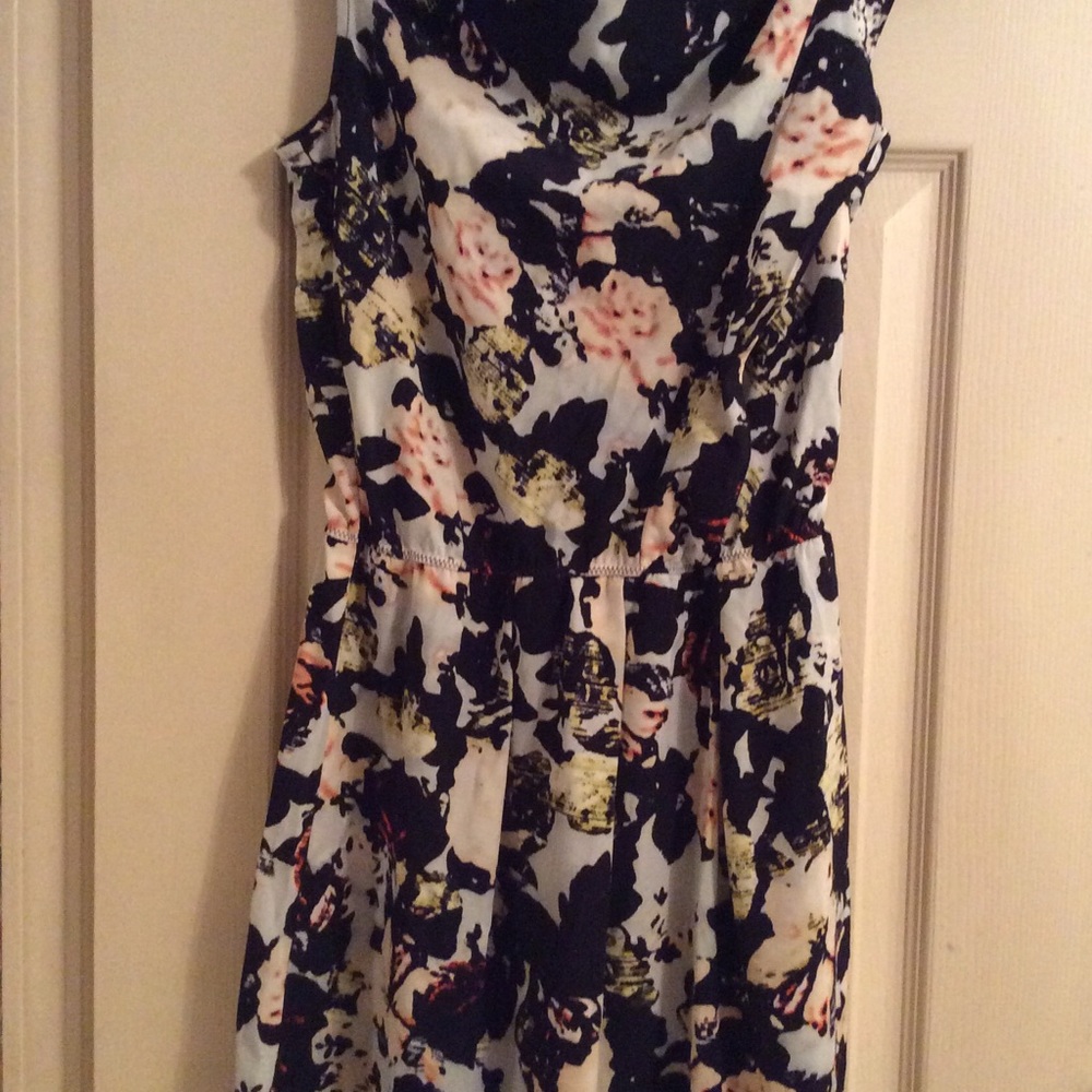 $ 5 GAP dress size 0